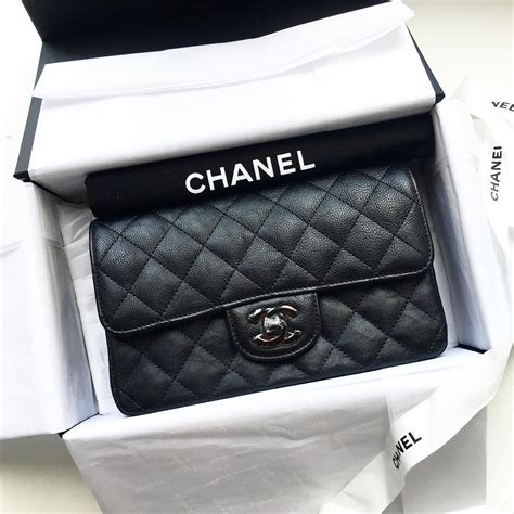 chanel classic flap so black